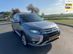 Mitsubishi Outlander - 2.0 PHEV Pure, Aut, Cam, Keyless, Carplay, 1e eig afk, Geen import, Nap, Volledig dealer o