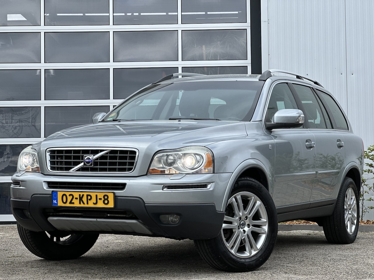 Volvo XC90 - 2.4 D5 Ocean Race 185PK AWD | Automaat | Bi-xenon koplampen | Cruise control | Lederen bek - AutoWereld.nl