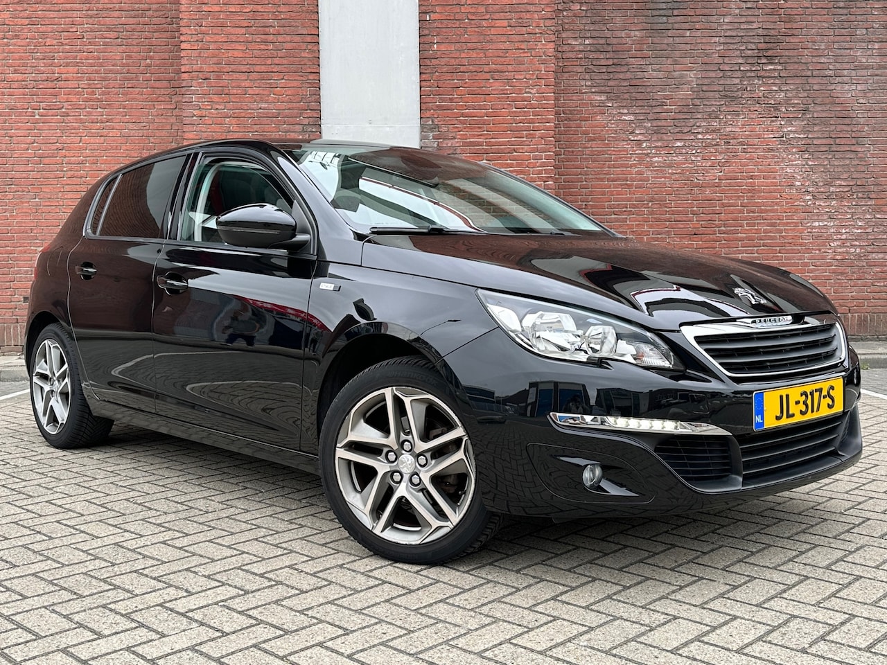 Peugeot 308 - 1.2 PureTech Style |PANNO|NAVI|131PK|DEALER-ONDERHOUDEN - AutoWereld.nl