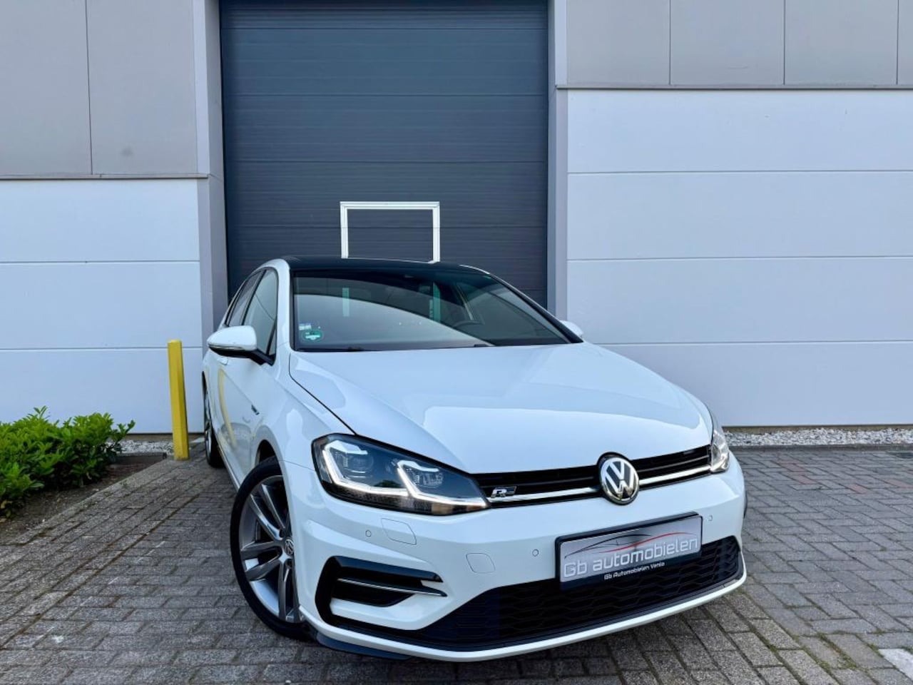 Volkswagen Golf - 1.5 TSI Highline Business R 1.5 TSI Highline Business R - AutoWereld.nl