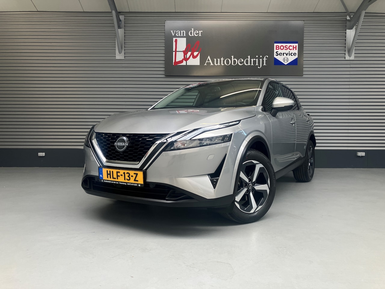 Nissan Qashqai - 1.3 MHEV XTRONIC/360 CAM/DODE HOEK/KEY-LESS/NAVI/ENZ - AutoWereld.nl