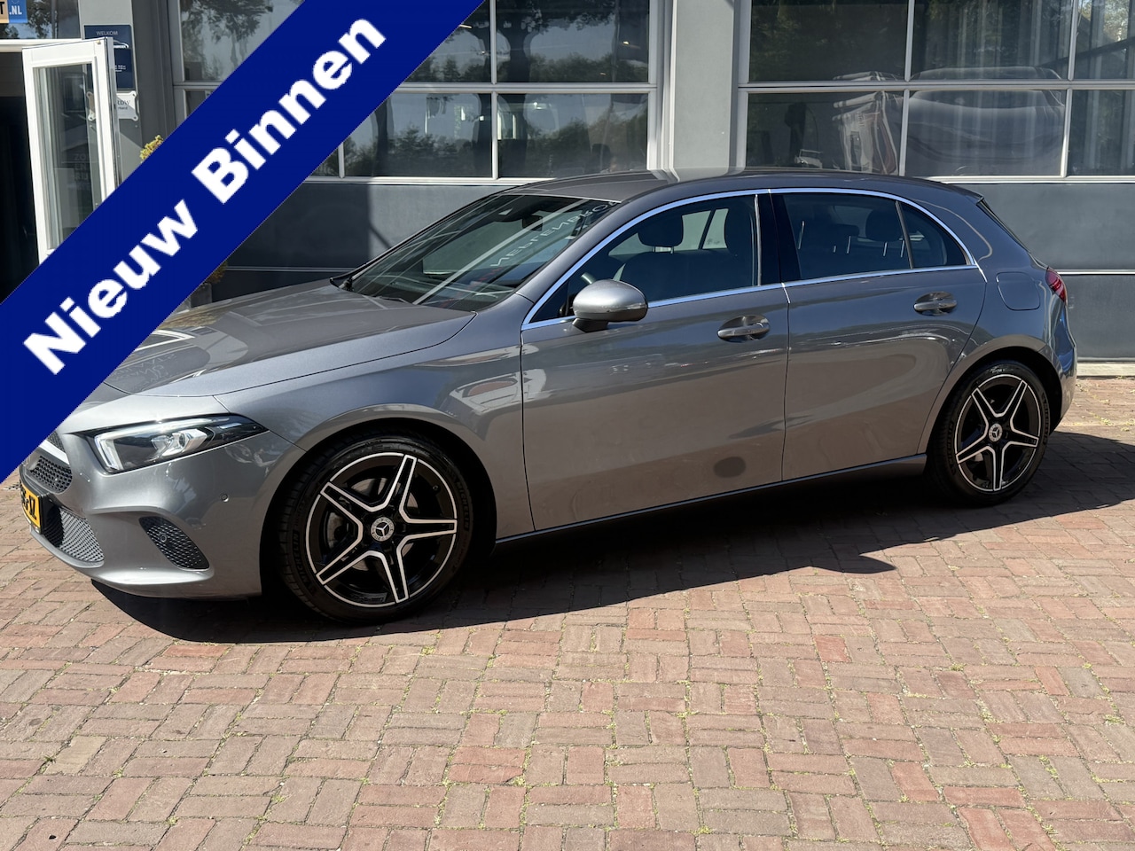 Mercedes-Benz A-klasse - 200 Premium Plus Bj 2019 KM 32.000 164PK 1e eigenaar !! - AutoWereld.nl