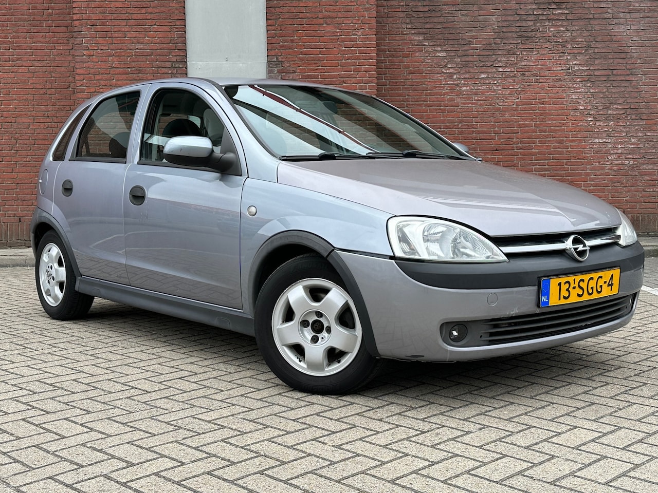 Opel Corsa - 1.4-16V Elegance|AUTOMAAT|AIRCO|ELEKTR.RAMEN - AutoWereld.nl