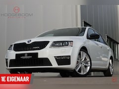 Skoda Octavia Combi - 2.0 TSI RS DSG 220 PK / 1e eigenaar / Keurig onderhouden / Luxe