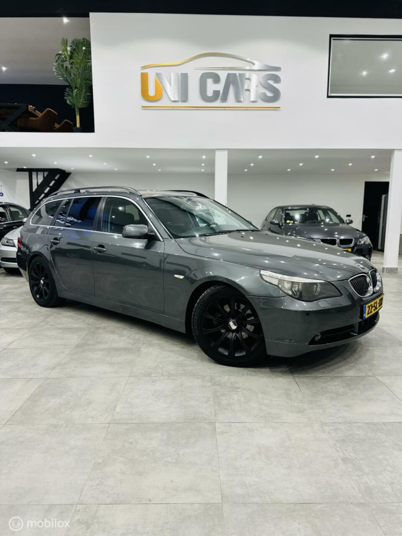 BMW 5-serie Touring - 523i High Executive|Aut|Leer|Navi|LPG G3 - AutoWereld.nl