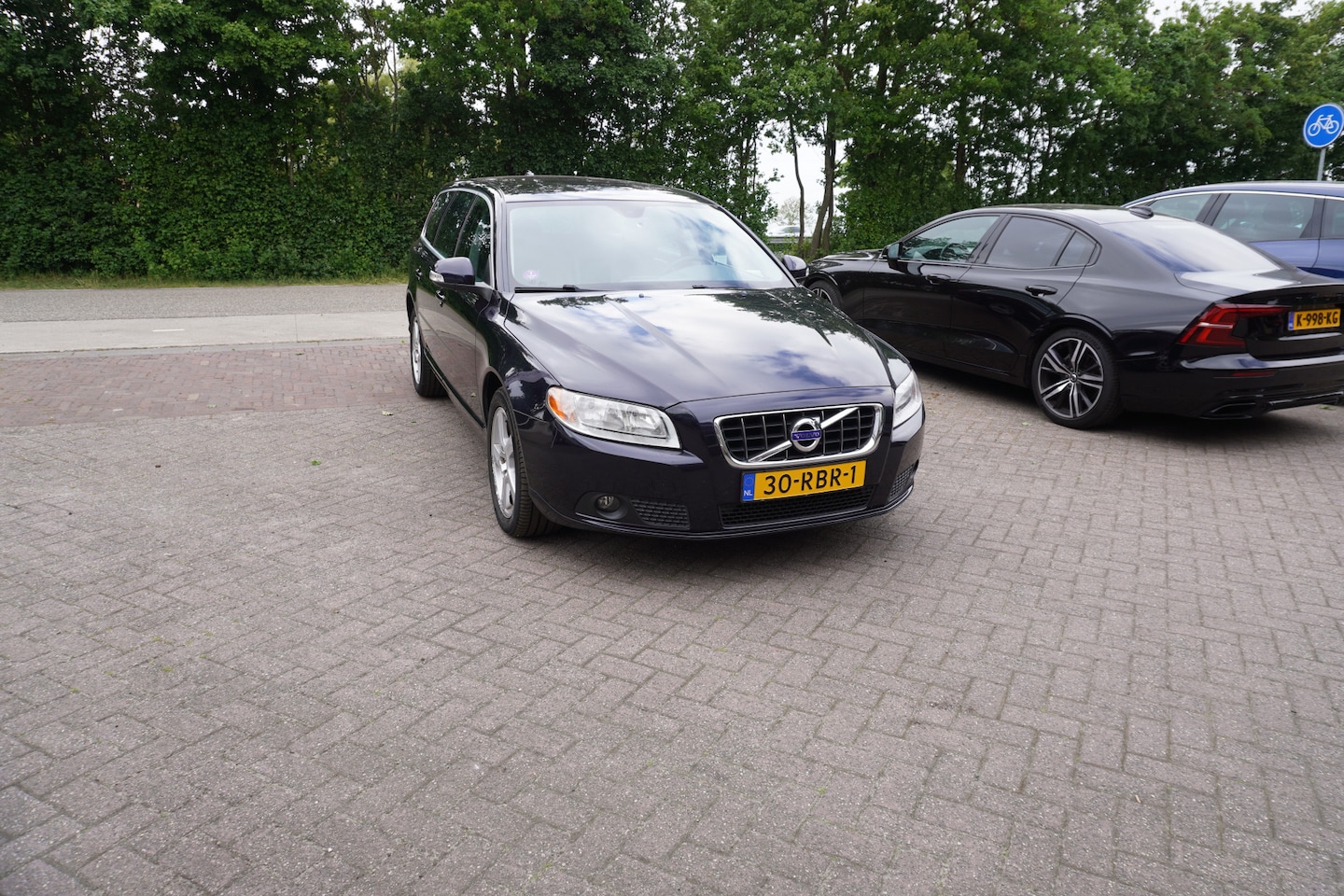Volvo V70 - 1.6 T4 Momentum AUTOMAAT NAVI LEER STOELVERWARMING - AutoWereld.nl