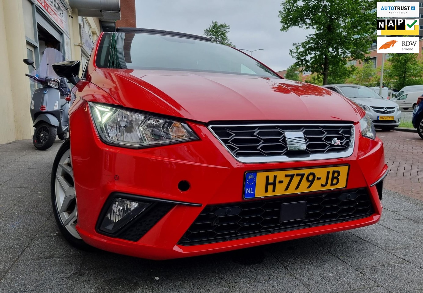 Seat Ibiza - 1.0 TSI FR PanoDak Camera Navi Nette Staat - AutoWereld.nl