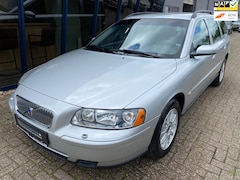Volvo V70 - 2.4 Kinetic Youngtimer 40.421KM