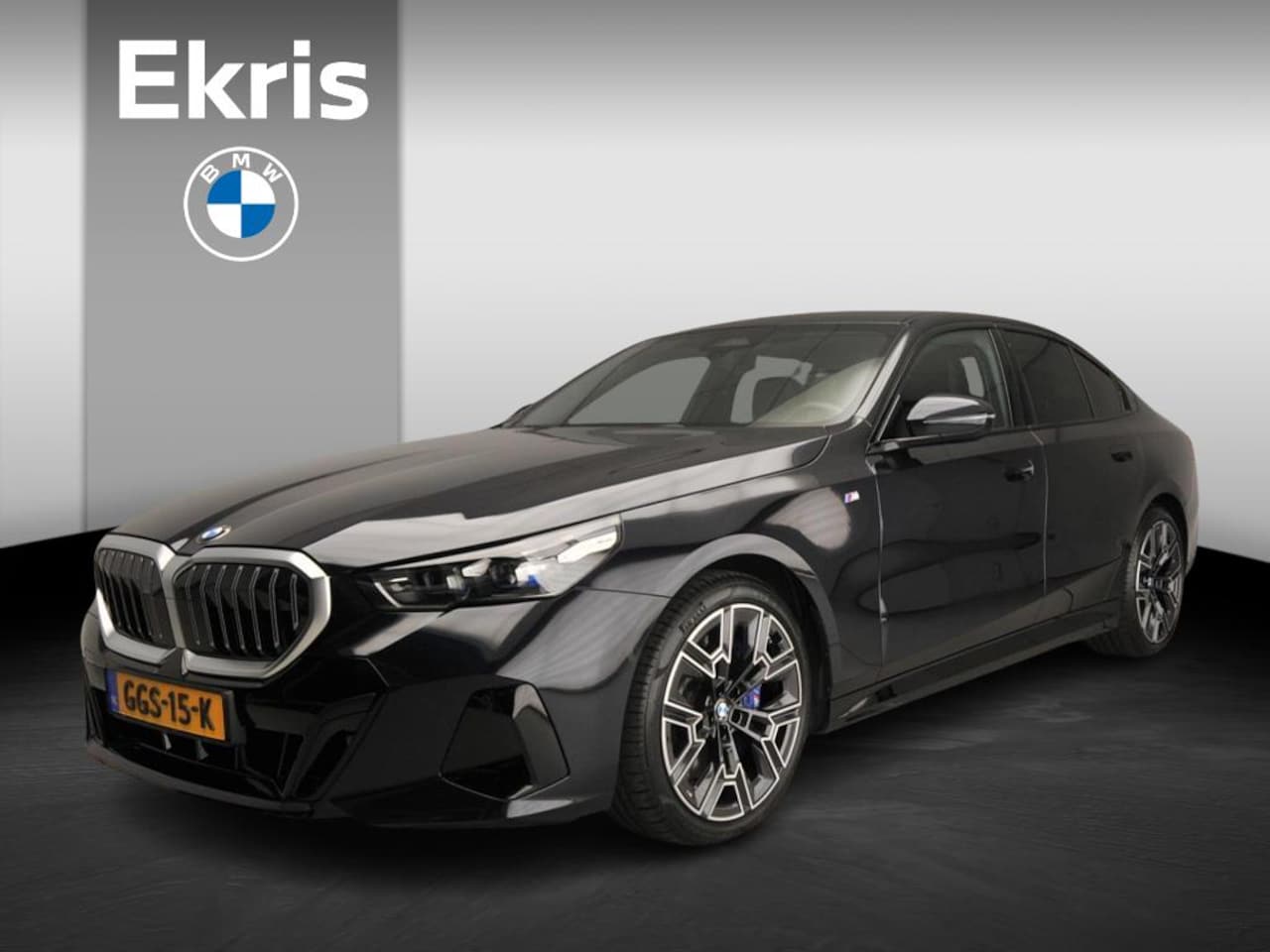 BMW 5-serie - Sedan 540d xDrive | M-Sportpakket | LED | Navigatie | Elektr. zetels | Stoelverwarming | S - AutoWereld.nl