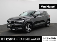 Volvo XC40 - 1.5 T3 Momentum VIRTUEEL COCKPIT | HALF LEER | NAVIGATIE | ELEKTRISCHE KOFFERKLEP | CAMERA