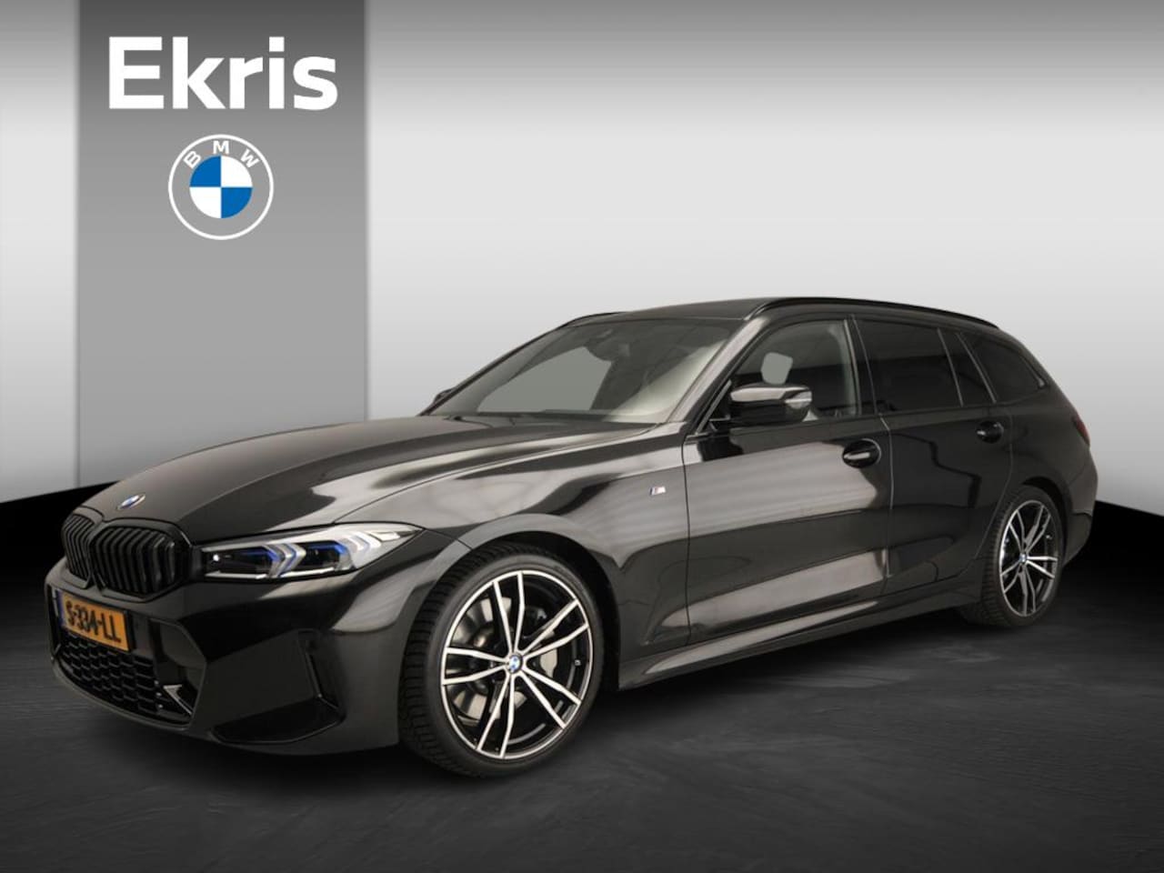 BMW 3-serie Touring - 330i | M-Sportpakket | LED | Leder | Navigatie | Schuifdak | Stoelverwarming | DAB | Alu 1 - AutoWereld.nl