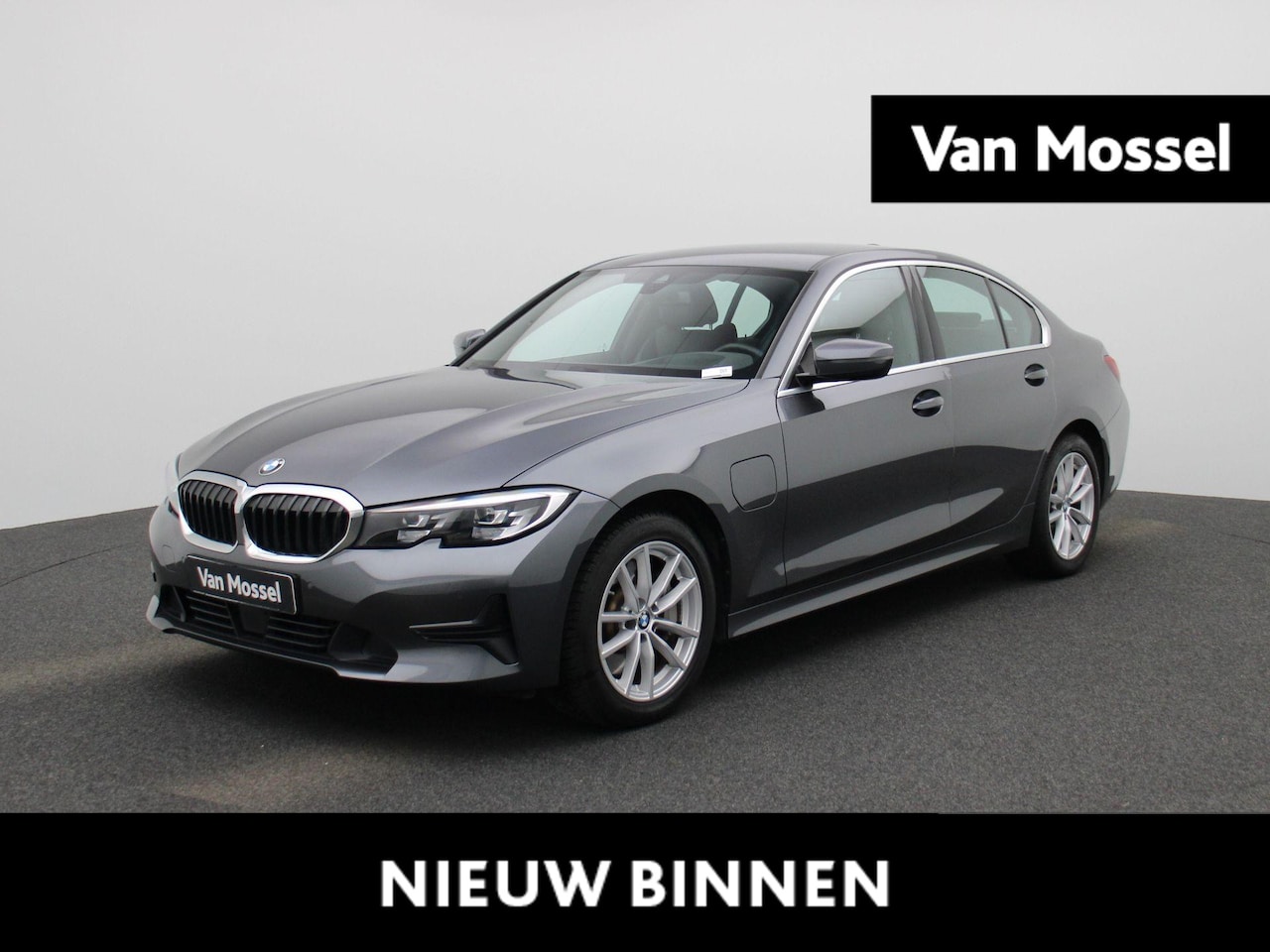 BMW 3-serie - 330e | Automaat | Navigatie | Half-Leer | Adaptive Cruise Control | Heads Up Display | Cli - AutoWereld.nl