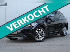 BMW X1 - XDrive25e Executive AUT I PANO I CLIMA I LED I NAVI I DAB I PDC I TREKHAAK I ISOFIX