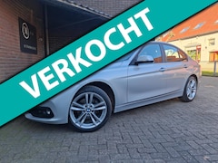 BMW 3-serie - 318i Executive 136PK Automaat / Navigatie / Achteruitrijcamera / Cruise Controle