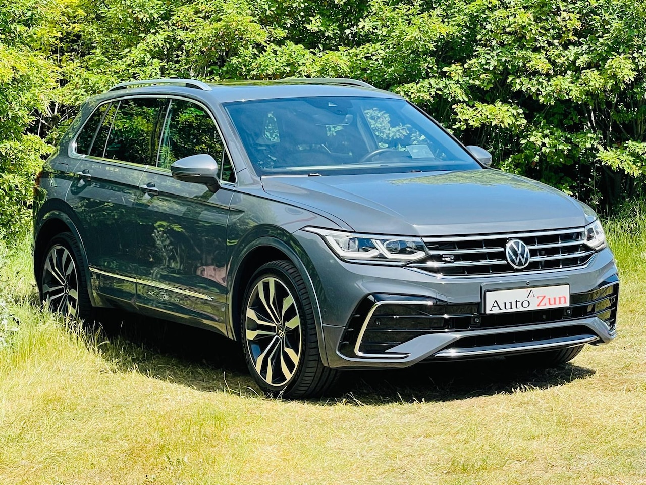 Volkswagen Tiguan - 1.4 TSI eHybrid R-Line Business+/DSG/Pano/360Camera - AutoWereld.nl