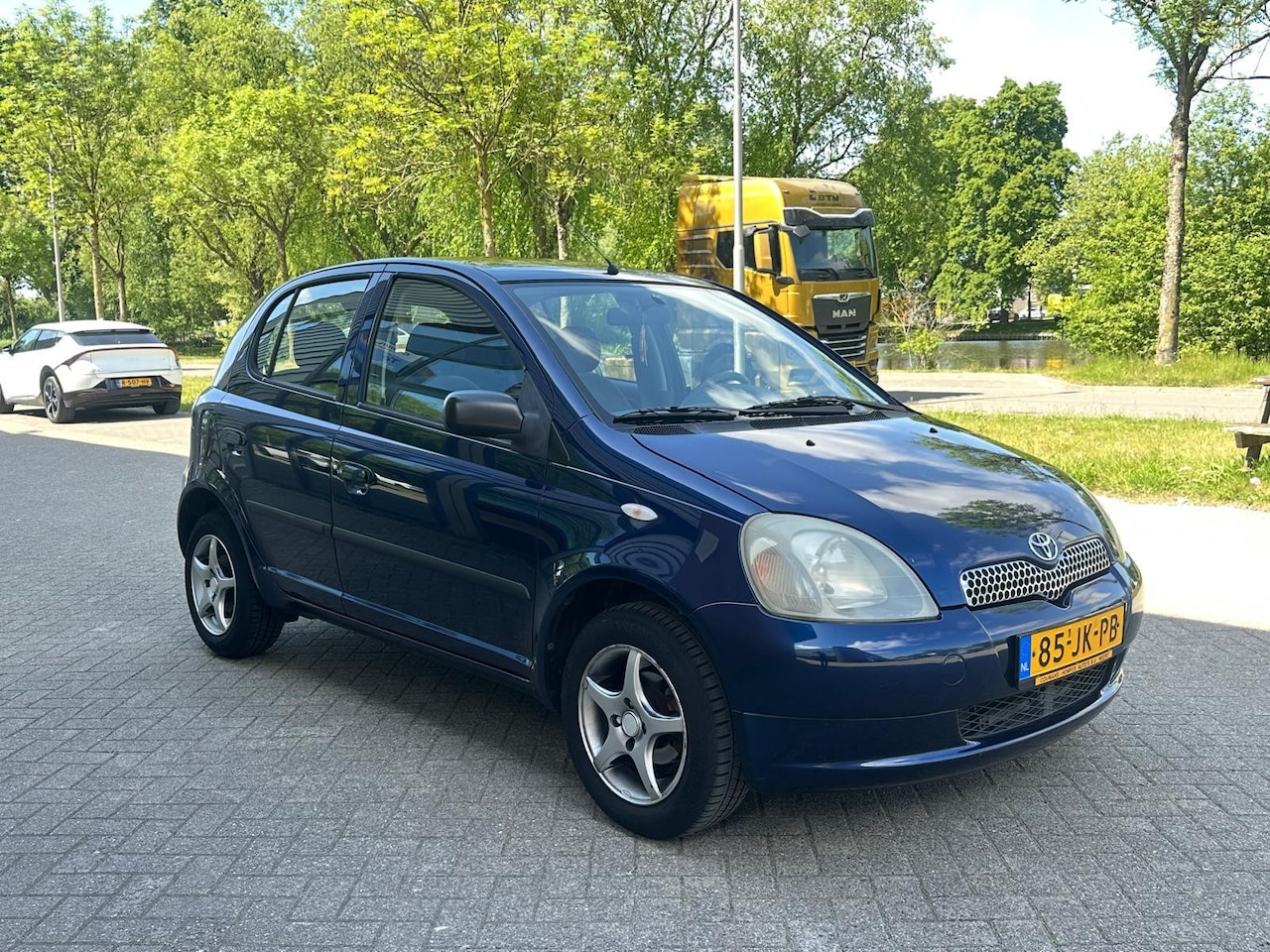Toyota Yaris - 1.3-16V VVT-i Sol 1.3-16V VVT-i Sol* 5 Deurs* N.A.P.!! - AutoWereld.nl