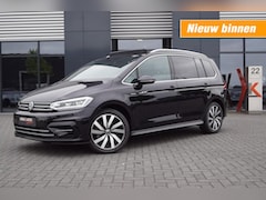 Volkswagen Touran - 1.5 TSI DSG R-Line / 7Pers./Panodak /trekhaak wegkl./ACC/Side-as