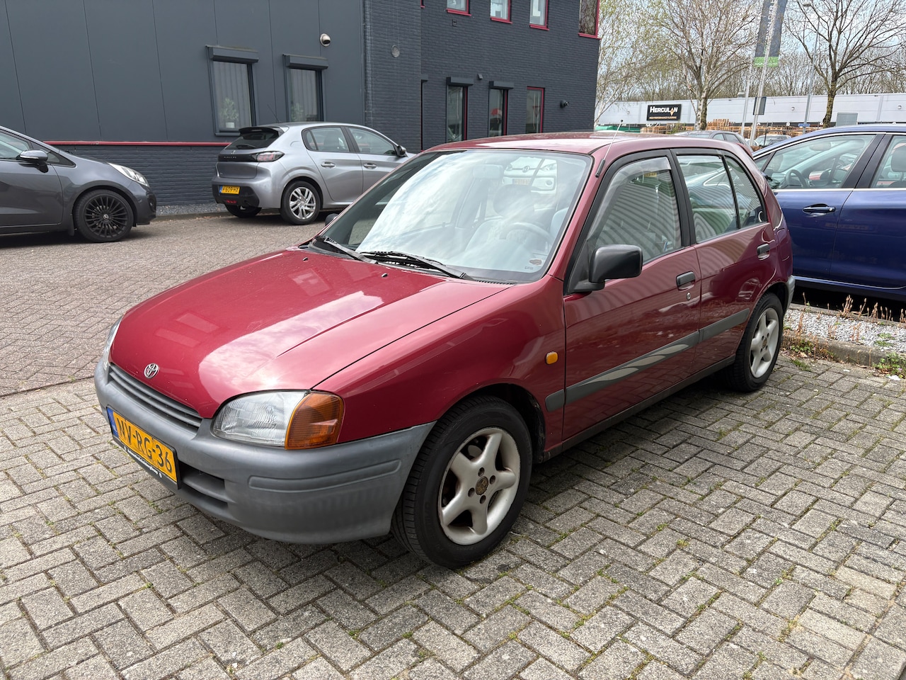Toyota Starlet - 1.3-16V - AutoWereld.nl