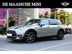 MINI Clubman - Cooper Automaat / Panoramadak / Achteruitrijcamera / Comfort Access / LED / Park Assistant