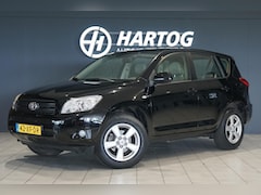 Toyota RAV4 - 2.0 VVTi Executive 4WD AUT. + KEYLESS / LEDER / STOELVERWARMING / PDC