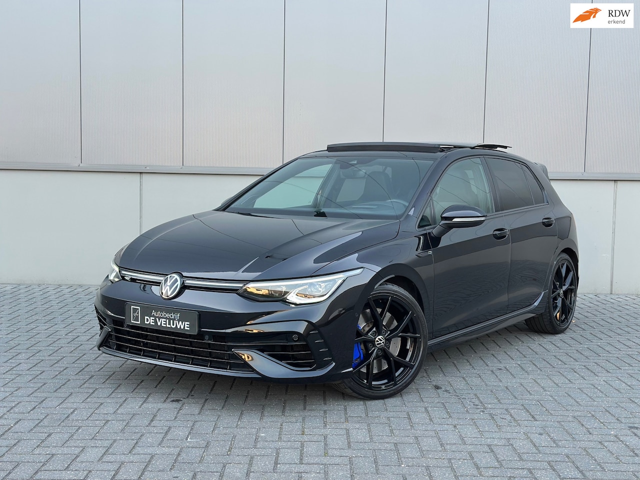 Volkswagen Golf - 2.0 TSI R 4Motion Akra Pano Memory - AutoWereld.nl