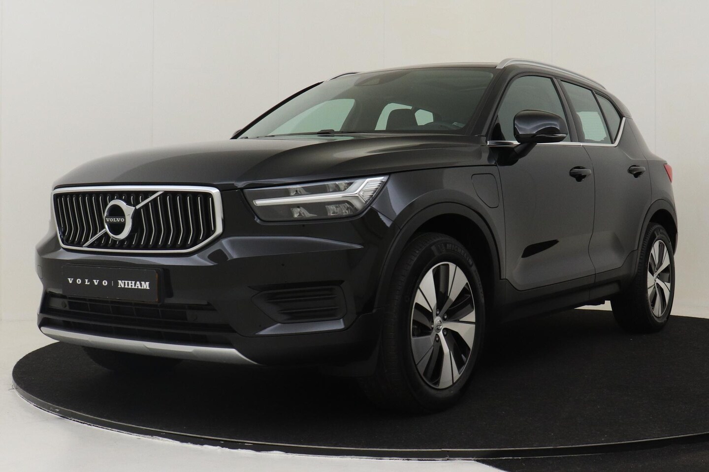 Volvo XC40 - T4 RECHARGE INSCRIPTION EXPRESSION -PANO.DAK|LEDER|CAMERA|CLIMATE - AutoWereld.nl