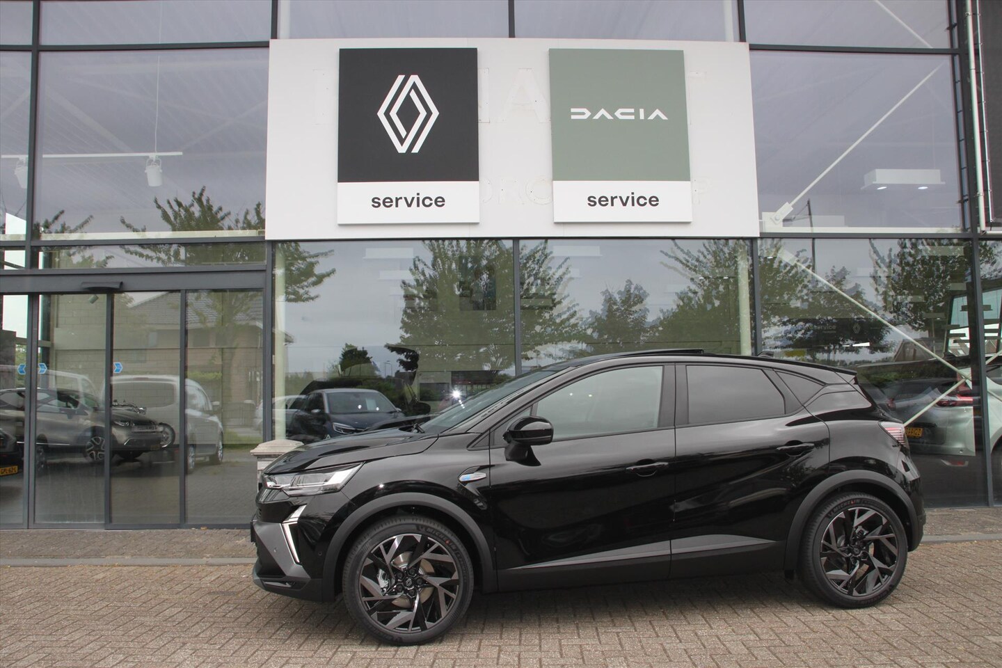 Renault Captur - 145PK-ESPRIT ALPINE-HYBRID-FULL OPTIONS-NORM.€.41.925,= - AutoWereld.nl