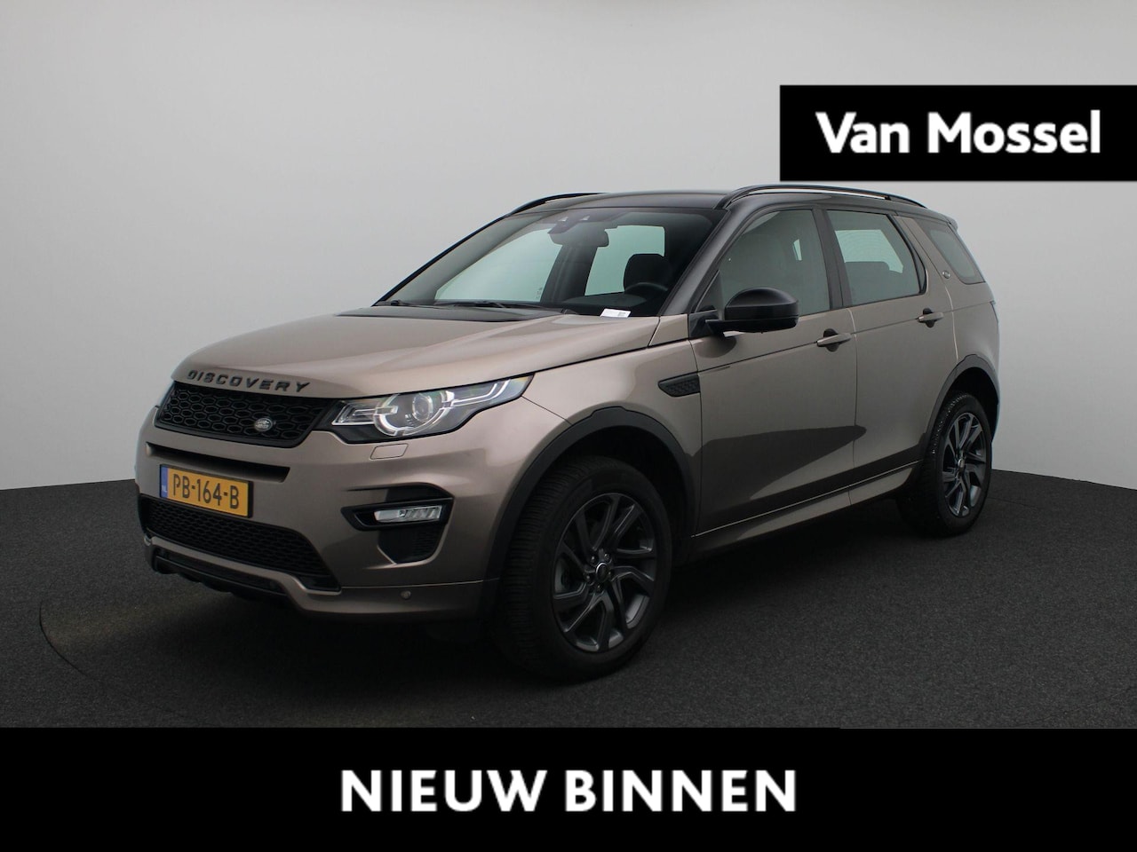 Land Rover Discovery Sport - 2.0 TD4 HSE Luxury AUTOMAAT | Achteruitrijcamera | Parkeersensoren | Stoelverwarming | Pan - AutoWereld.nl