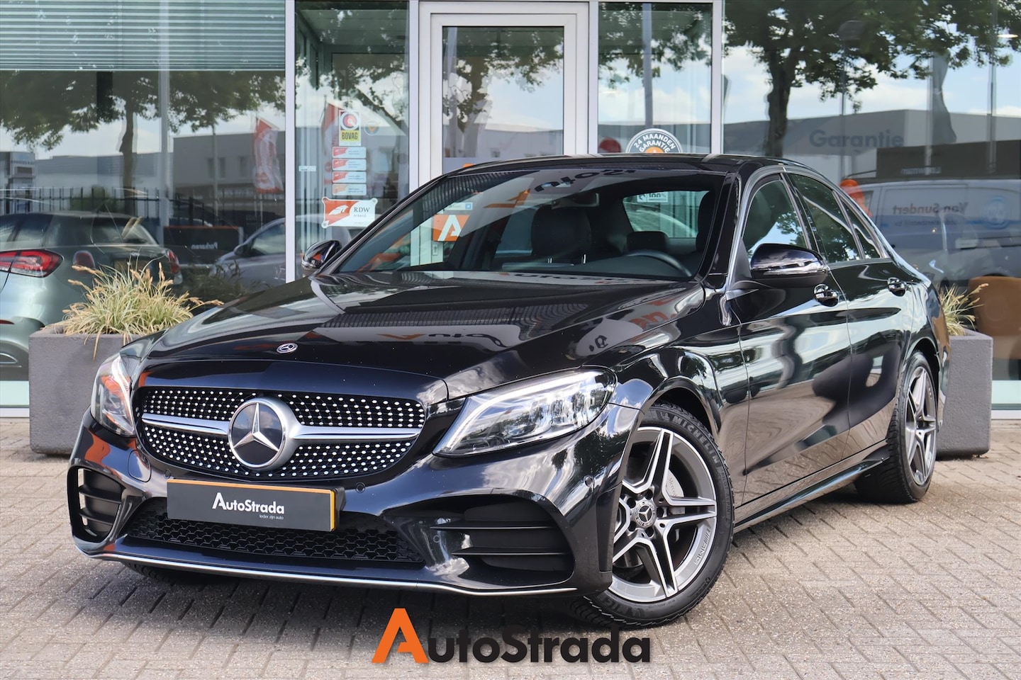 Mercedes-Benz C-klasse - C180 AMG-Line 156pk | Virtual | Camera | Multibeam | Cruise | Climate | Navi | Stoelverwar - AutoWereld.nl