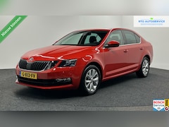 Skoda Octavia - 1.0 TSI Greentech Sport Business LEDER STOF