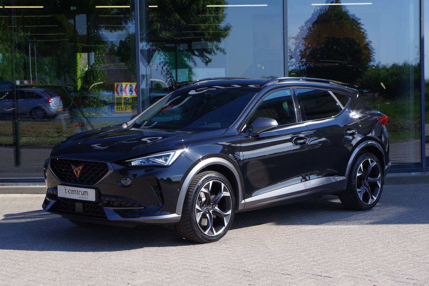 CUPRA Formentor - 1.4 e-Hybrid 245 PK VZ Performance PHEV, Winterpakket, Adap. Cruise Control, Winterpakket - AutoWereld.nl