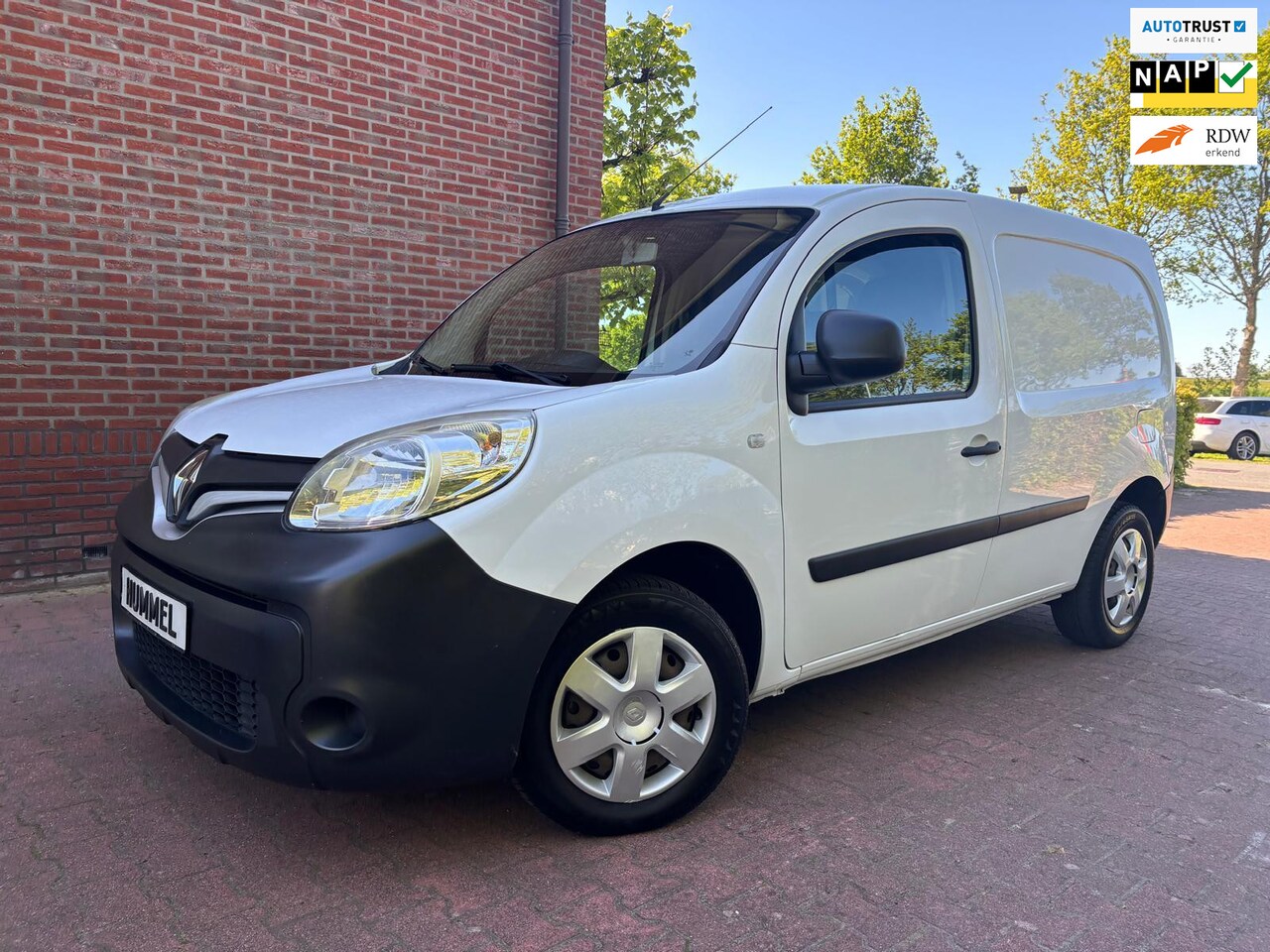 Renault Kangoo - 1.2 TCe 115 S&S Comfort 3 Zitplaatsen! Airco! Navi! Schuifdeur Rechts! - AutoWereld.nl