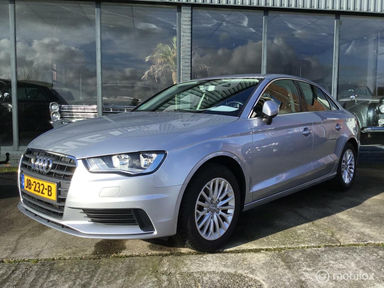 Audi A3 Limousine - 1.4 TFSI CoD Ambiente Pro Line Plus 1.4 TFSI CoD Ambiente Pro Line Plus - AutoWereld.nl