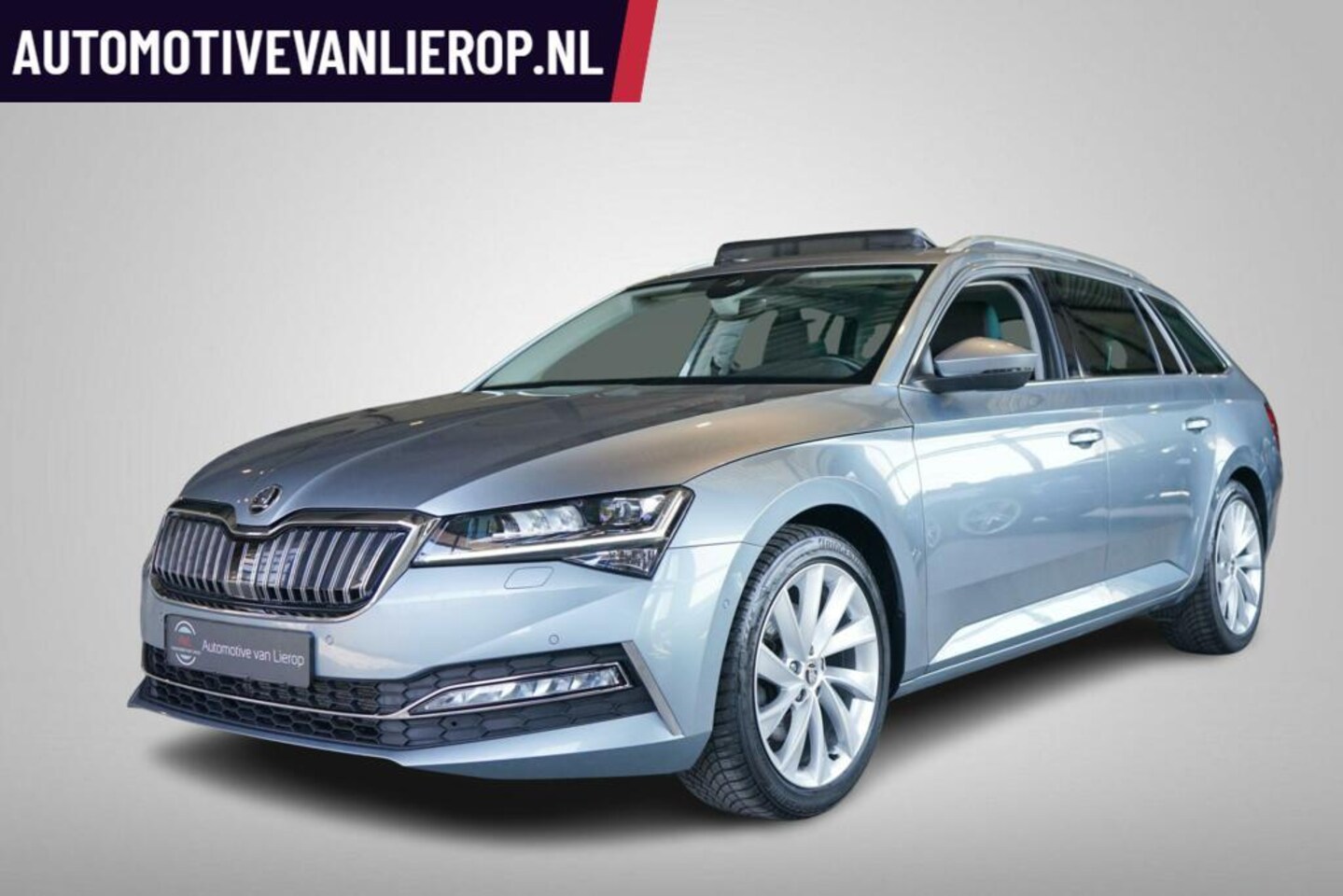 Skoda Superb Combi - 1.4 TSI iV Business Edition | PANO | ACC | - AutoWereld.nl