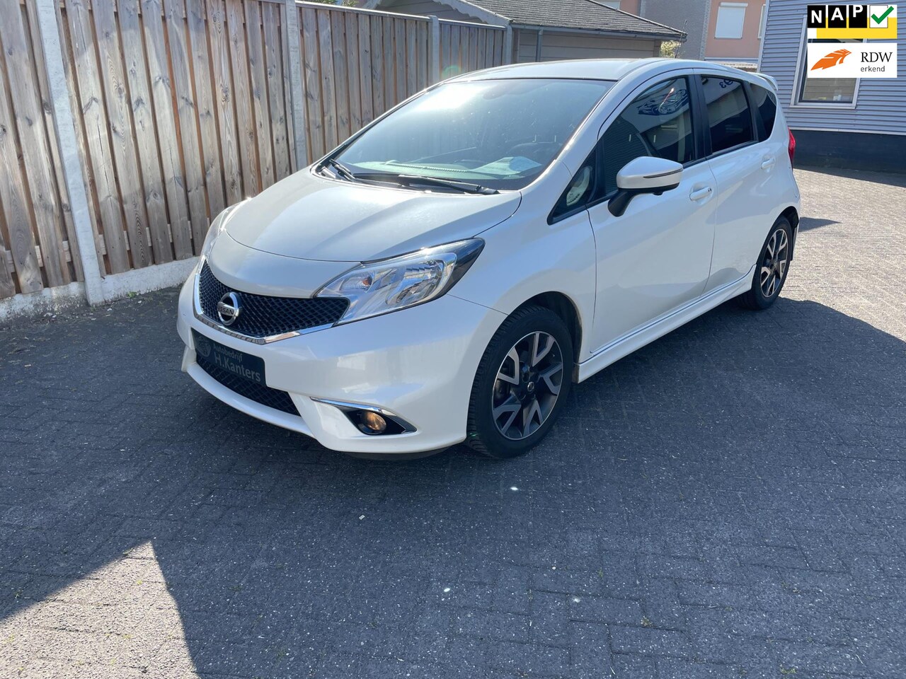 Nissan Note - 1.2 DIG-S Connect Edition 72kw sport edition navi 360camera - AutoWereld.nl