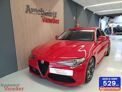 Alfa Romeo Giulia - 2.0T Q2 Veloce|LSD|Leder dash|Carplay|Trekhaak