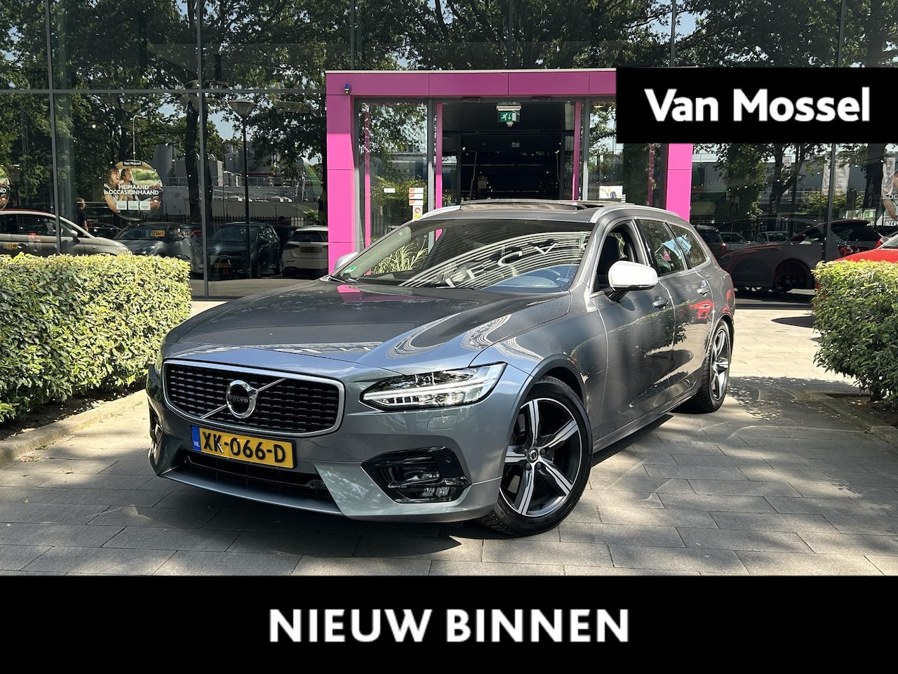 Volvo V90 - 2.0 T4 Business Sport | PANORAMADAK | VIRTUAL COCKPIT | HEAD-UP DISPLAY| NAVIGATIE | STOEL - AutoWereld.nl