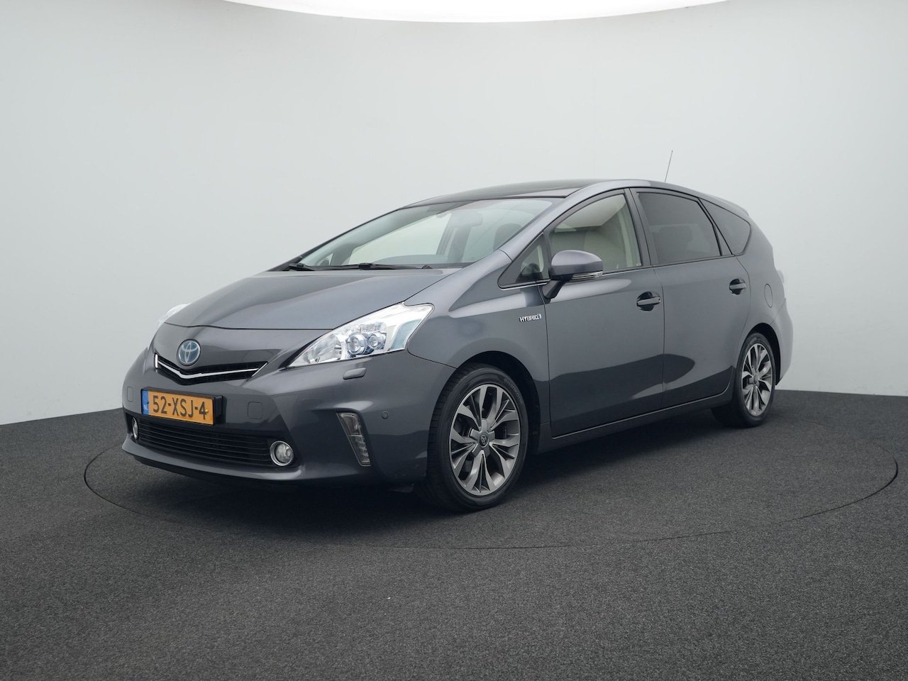 Toyota Prius Wagon - 1.8 Dynamic Business 96g - AutoWereld.nl
