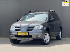 Mitsubishi Outlander Sport - 2.0 Invite+