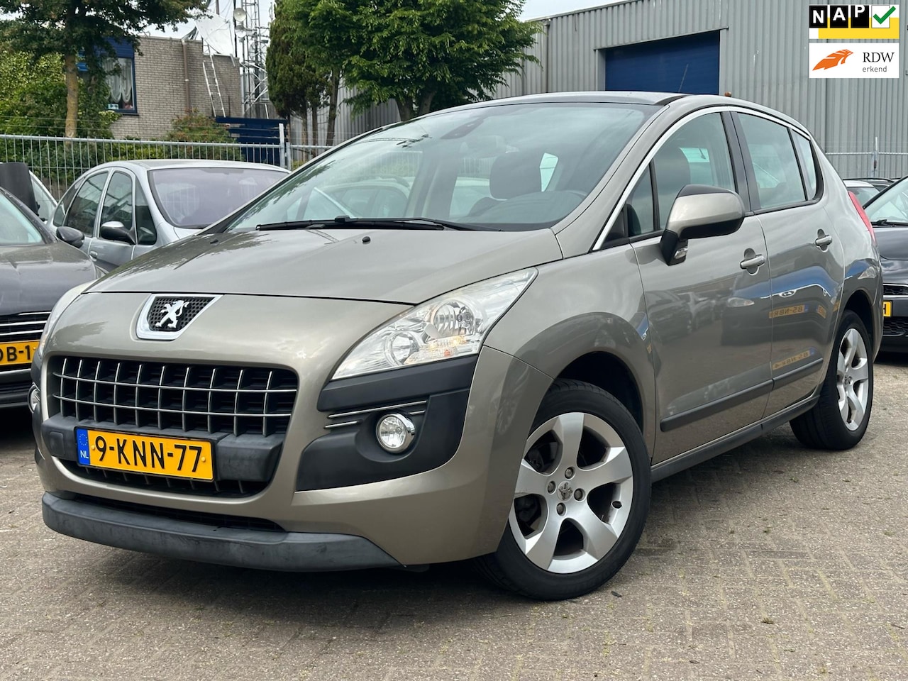 Peugeot 3008 - 1.6 VTi Active 1.6 VTi Active - AutoWereld.nl