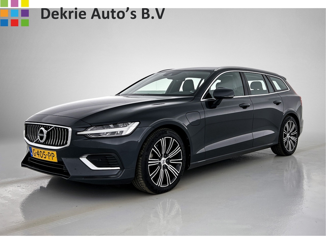 Volvo V60 - 2.0 T8 Hybride AWD Inscription / Trekhaak / Navigatie / Pdc+Camera / Leder sport / Lmv / A - AutoWereld.nl