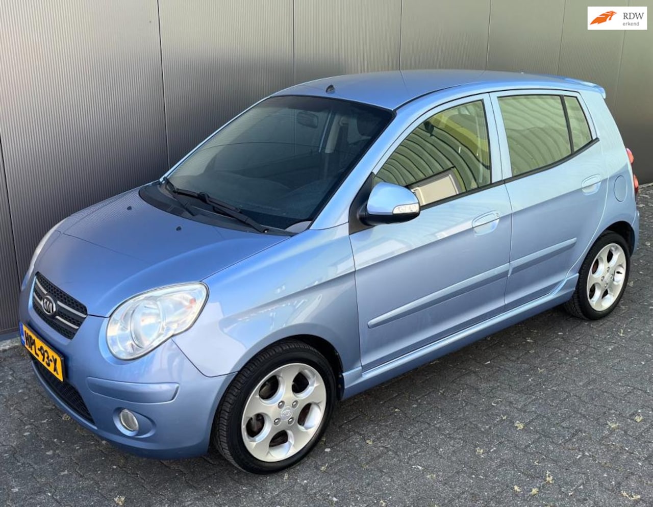 Kia Picanto - 1.1 X-pect weinig kilometes - AutoWereld.nl