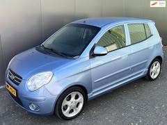 Kia Picanto - 1.1 X-pect autom. weinig kilometes