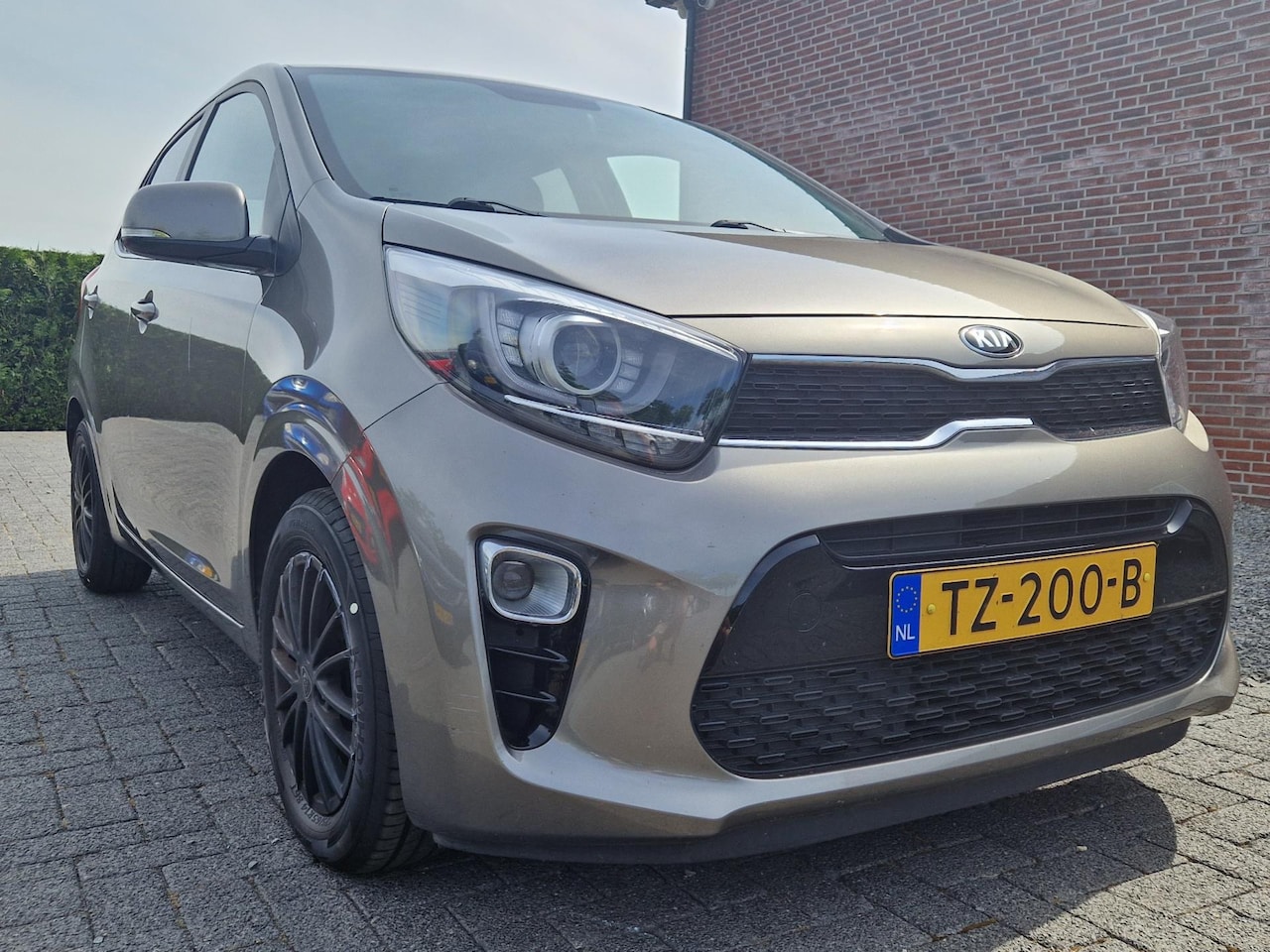 Kia Picanto - 1.0 CVVT Design Edition 1.0 CVVT Design Edition - AutoWereld.nl