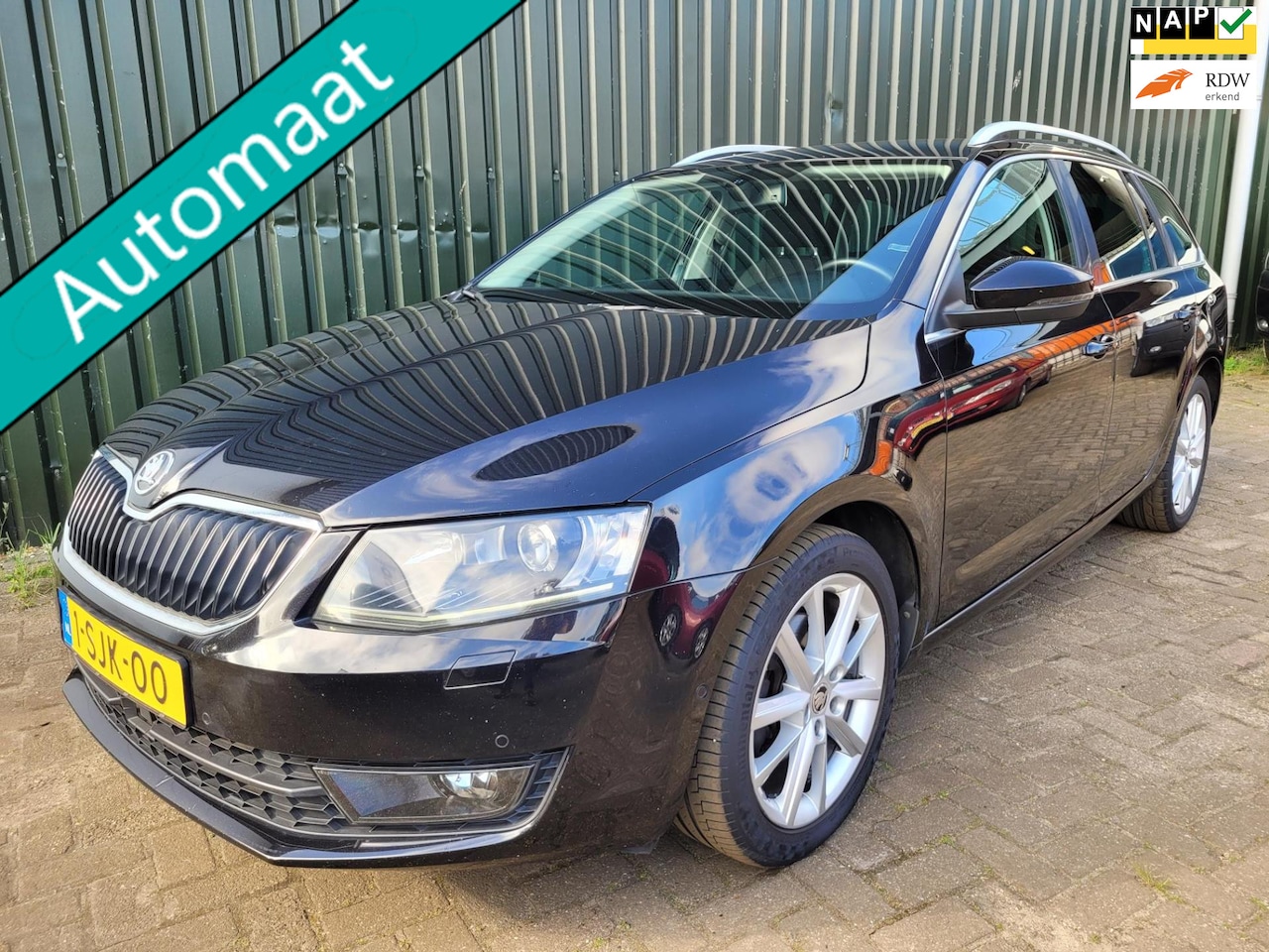Skoda Octavia Combi - 1.6 TDI Elegance 1 Eign dealer onderhoud - AutoWereld.nl
