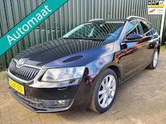 Skoda Octavia Combi - 1.6 TDI Elegance 1 Eign dealer onderhoud