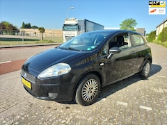 Fiat Grande Punto - 1.4-16V Dynamic Goegwerkende Airco & Nieuwe Apk