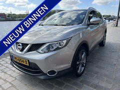 Nissan Qashqai - 1.2 Tekna automaat panodak navi/camera