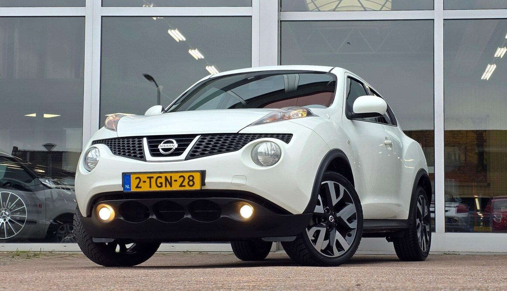 Nissan Juke - 1.6 Connect Edition Trekhaak 100% Onderhouden! - AutoWereld.nl