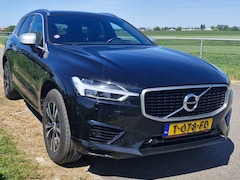 Volvo XC60 - 2.0 T8 Twin Engine AWD R-Design